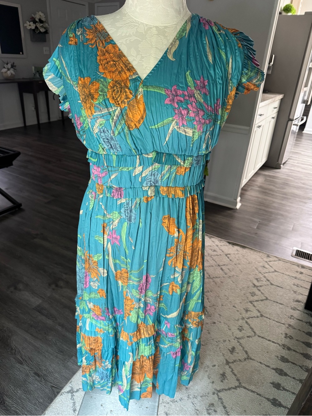 NWT Avara Open Air Teal Floral Tiered Midi Dress Size Large